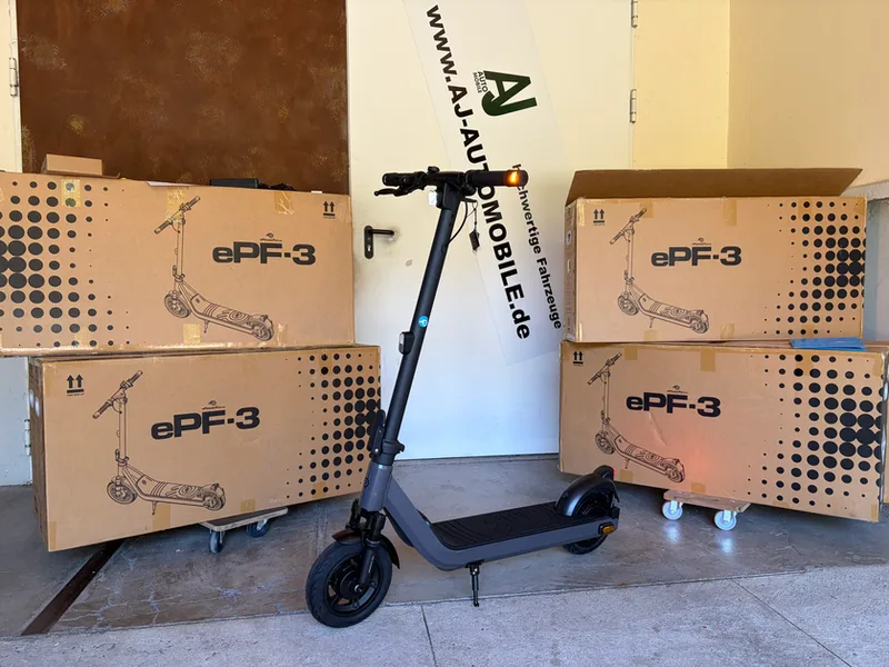 ePowerFun ePF-3 1200 E-Scooter von vorne