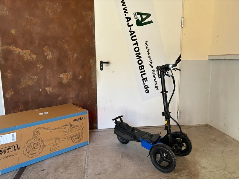 Scuddy Slim V4 eKFV schräg von vorne