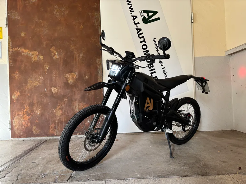 Talaria Sting R MX4 L3e Hauptbild