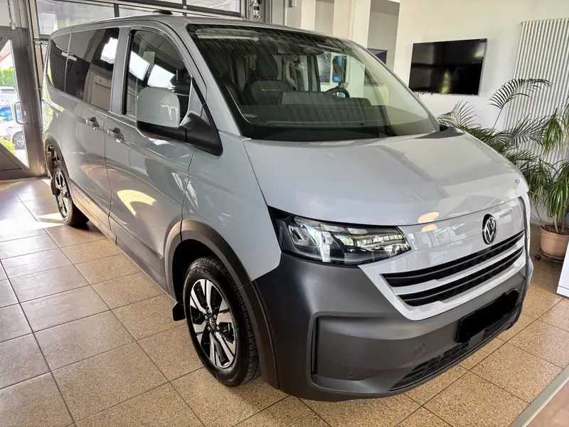 Volkswagen T7 Caravelle Panamericana 2.0 TDi Automatik KR 9 – Frontansicht
