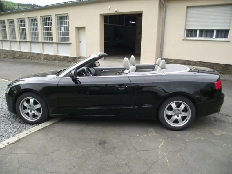 Audi A5 Cabrio 2.0 TFSI multitronic – Bild 6