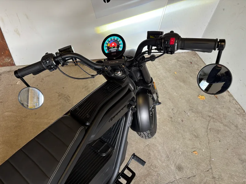 Coopop Bobber E-Moped Display Nahaufnahme