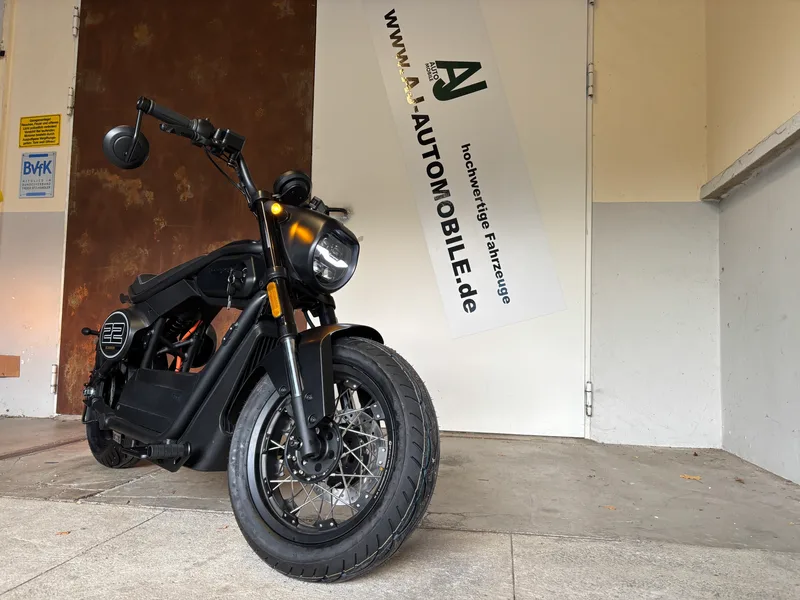 Coopop Bobber E-Moped Trittbrett Detailansicht