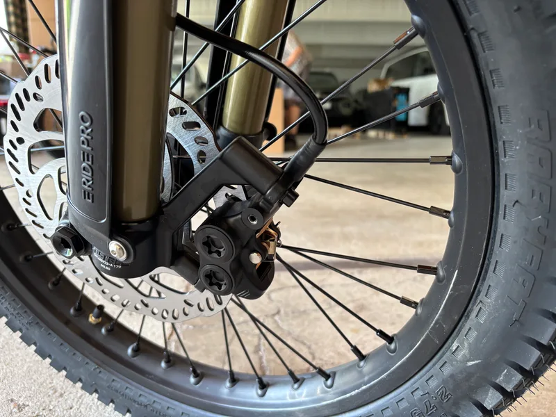 E Ride Pro SR Seitenansicht
