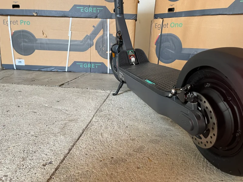 Egret Pro Verpackungskarton geschlossen