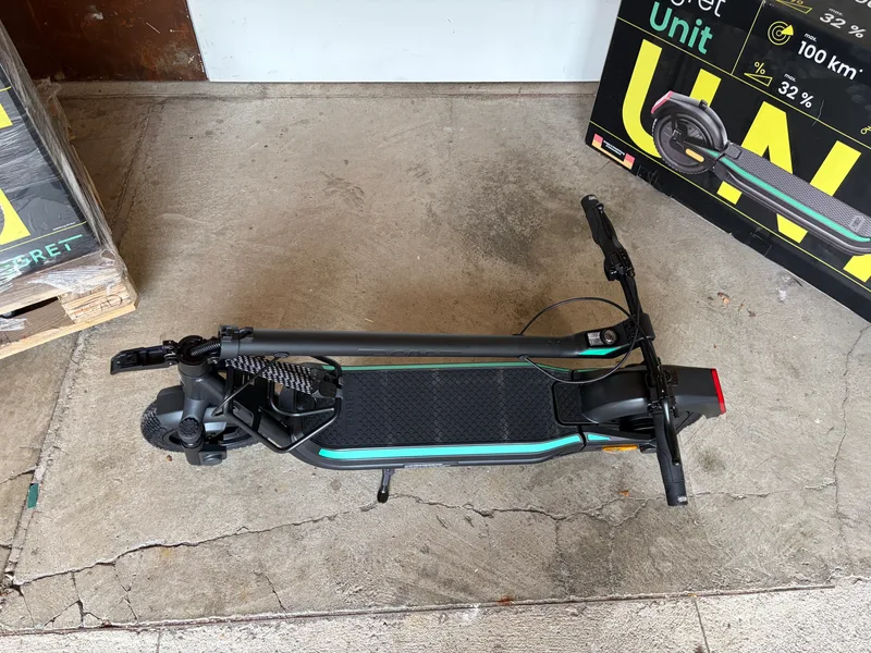 Egret Unit E-Scooter Gesamtansicht