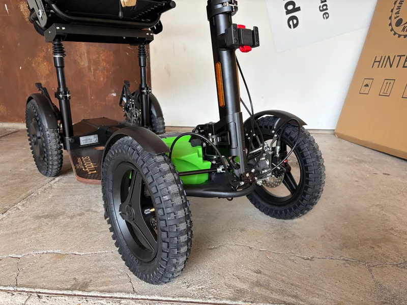 Scuddy Premium Quad mit ProActive Sitz
