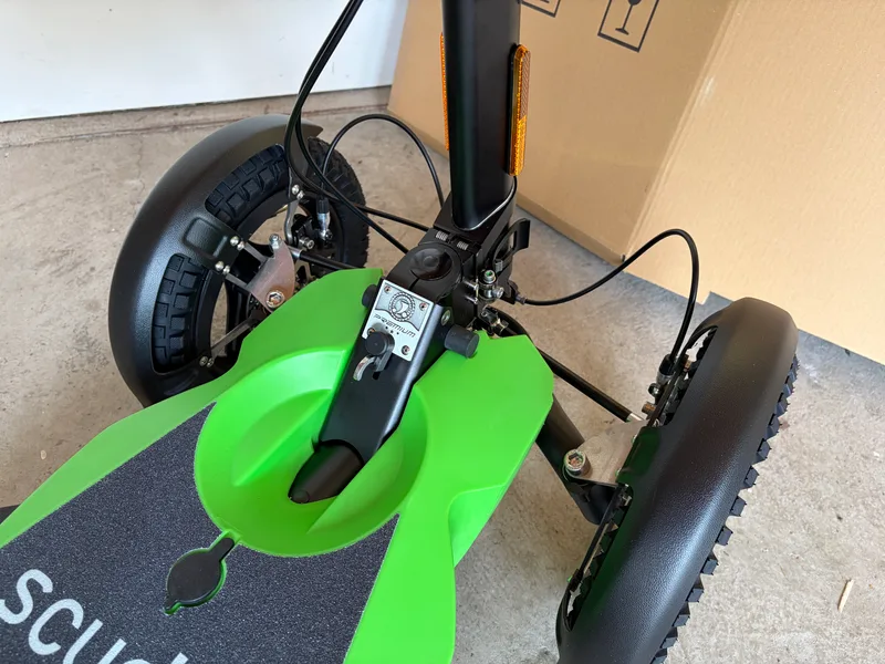 Scuddy Premium Quad mit ProActive Sitz