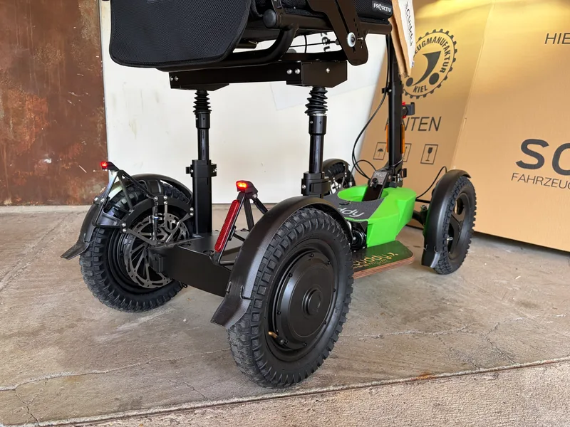 Scuddy Premium Quad mit ProActive Sitz