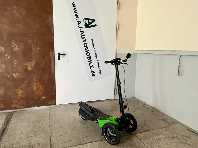 Scuddy Premium V2 schräg vorne