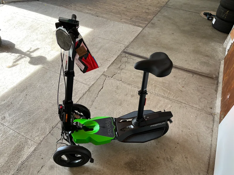 Scuddy Premium V2 seitlich