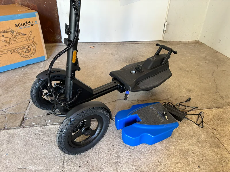 Scuddy Slim V4 L1e Akku ausgebaut