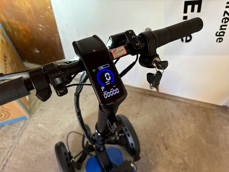 Scuddy Slim V4 eKFV Display mit Bremsen