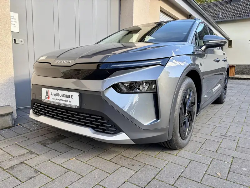 Skoda Elroq 50 Tour Loft in Graphite-Grau – Foto 21 von 26