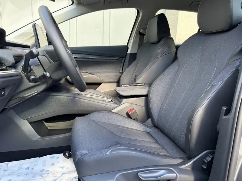 Skoda Elroq 50 Tour Loft in Graphite-Grau – Foto 9 von 26