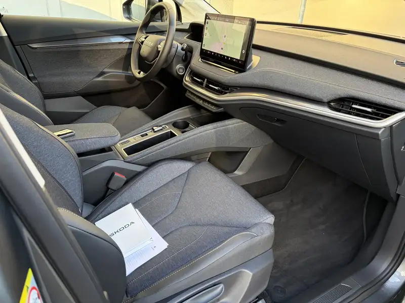 Skoda Elroq 50 Tour Loft in Graphite-Grau – Foto 11 von 26