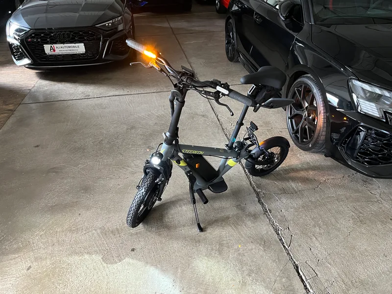 Steereon C30 E-Bike gefaltet