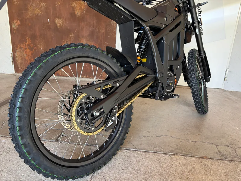 Talaria Sting MX5 Pro Antrieb und Kette
