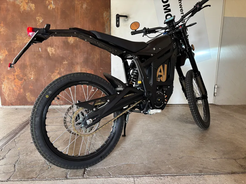 Talaria Sting R MX4 L3e Ansicht 2