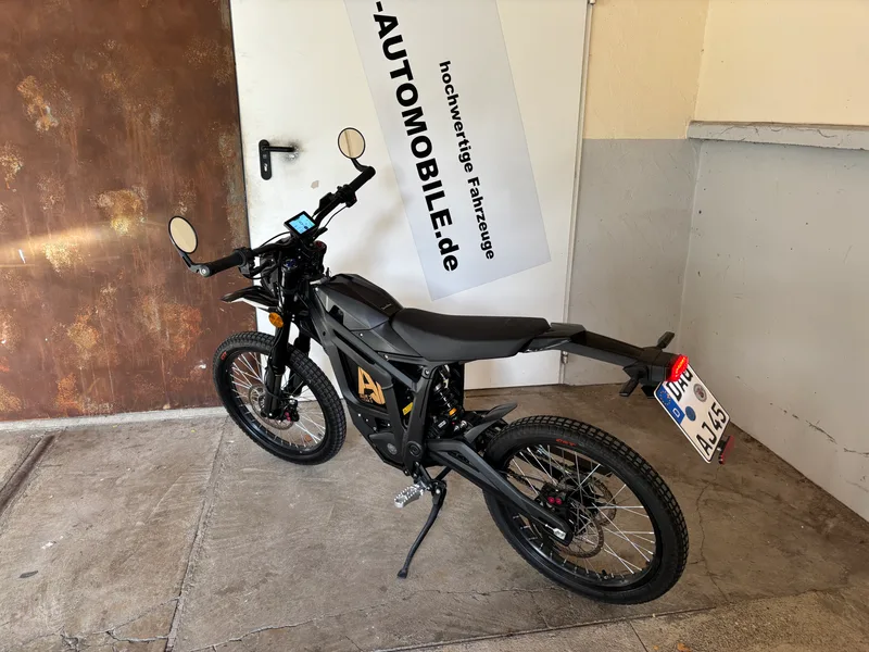 Talaria Sting R MX4 L3e Ansicht 8
