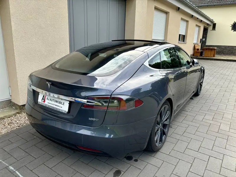 Tesla Model S 100D – Bild 4