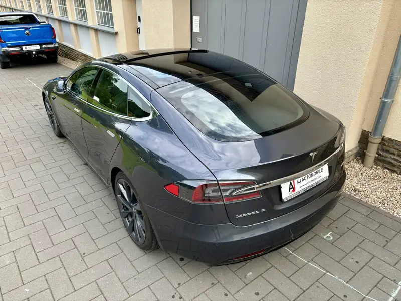 Tesla Model S 100D – Bild 5