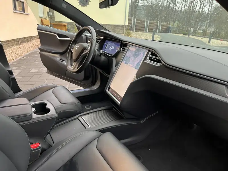 Tesla Model S 100D – Bild 7
