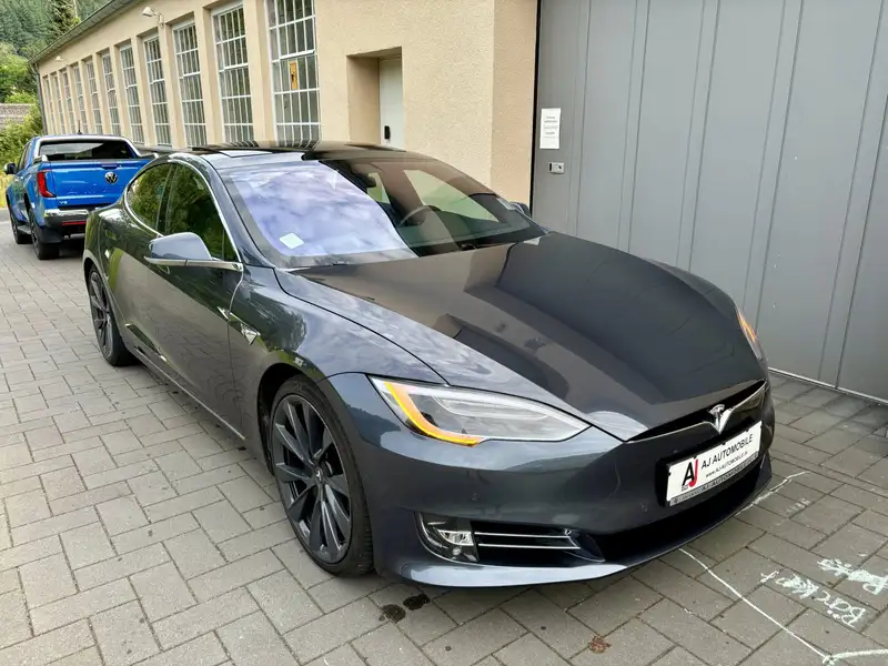 Tesla Model S 100D – Bild 15