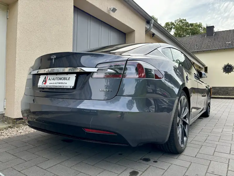 Tesla Model S 100D – Bild 18