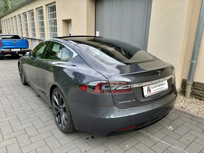 Tesla Model S 100D – Bild 23
