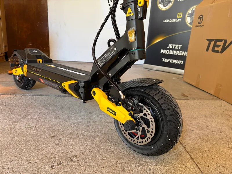 Teverun Blade Mini Ultra eKFV Verpackungskarton Detailansicht