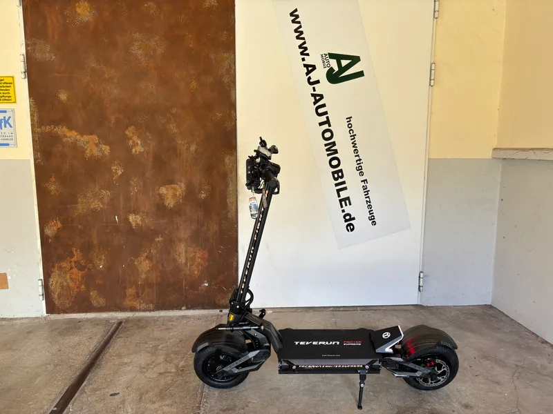 Teverun Fighter Supreme 7260R Reifen und Felge Detailansicht