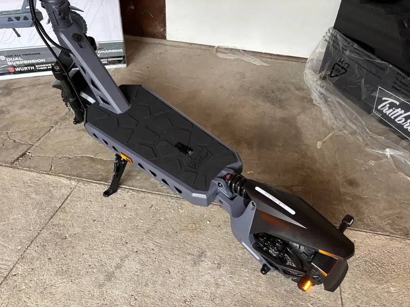 Trittbrett Hilde 2.0 The Beast Sitzbank Detailansicht