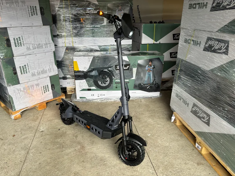 Trittbrett Hilde Offroad E-Scooter im Karton, mehrere Einheiten