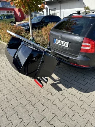 Uebler Heckbox B1 Detailansicht Befestigung