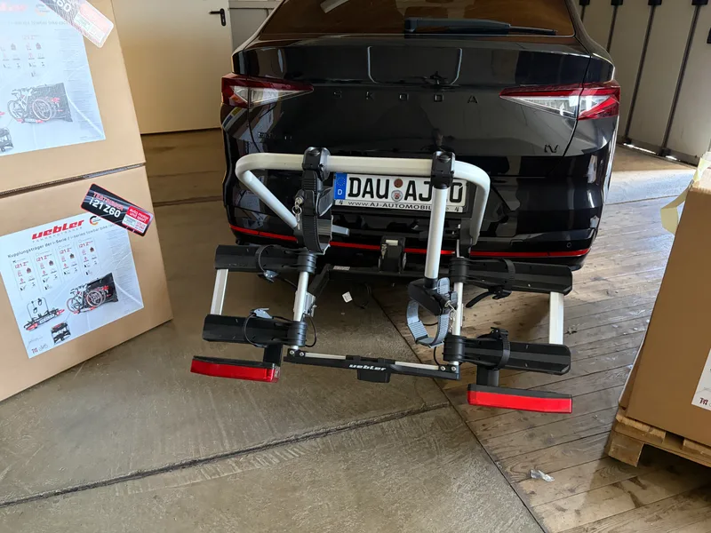 Uebler i21 Z60 Fahrradträger abgeklappt