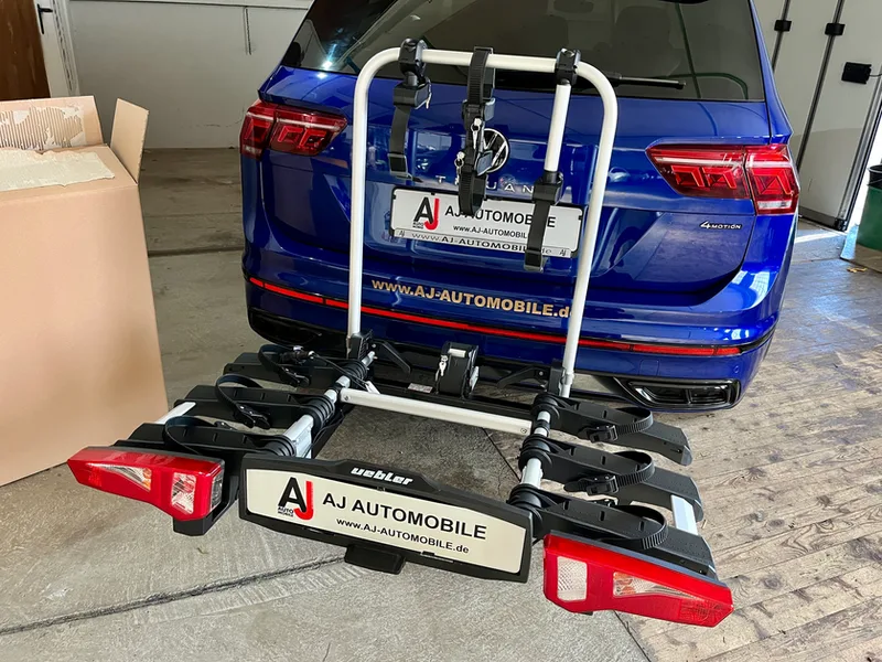 Uebler i31 Z Fahrradträger Detailansicht Schienen