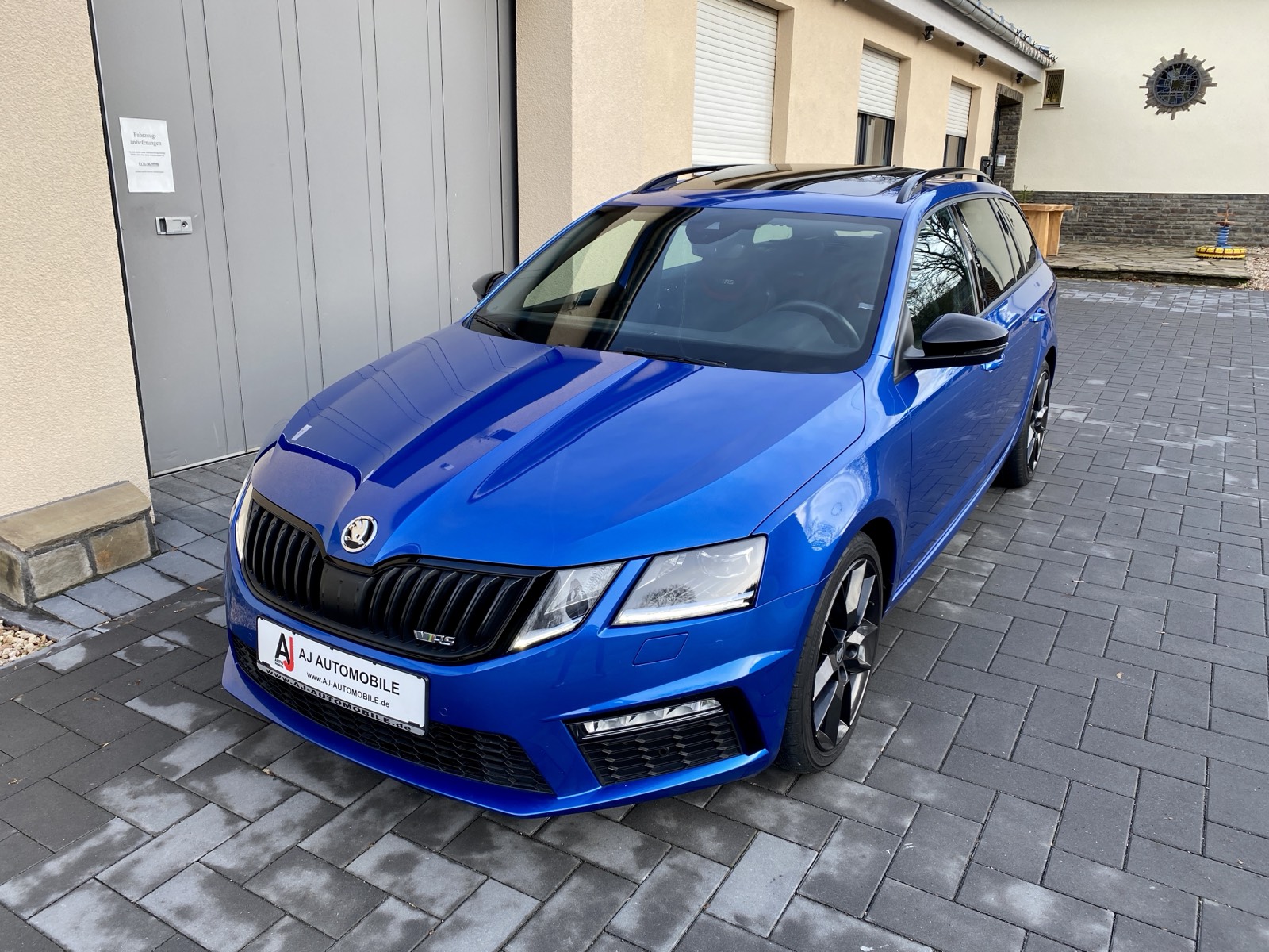 Verkauftes Fahrzeug, Bild 317 von 477, vergrößert
