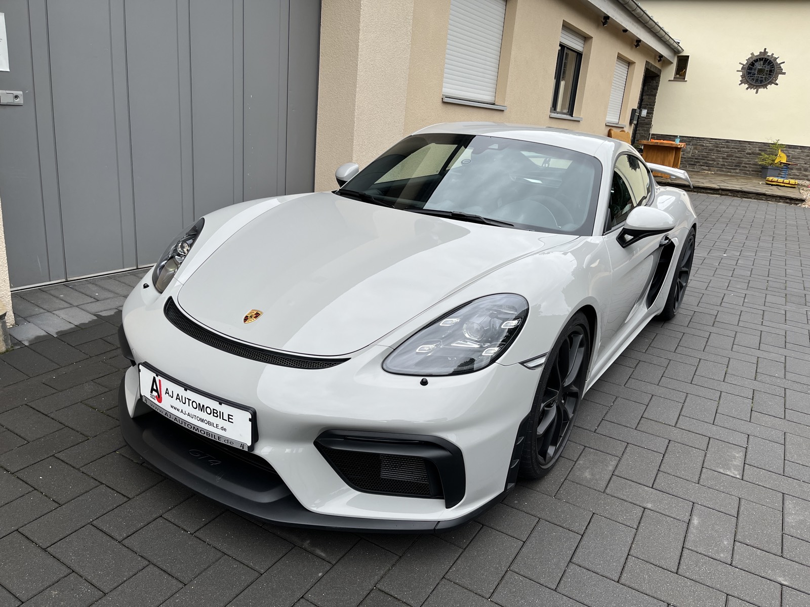 Verkauftes Fahrzeug, Bild 217 von 477, vergrößert