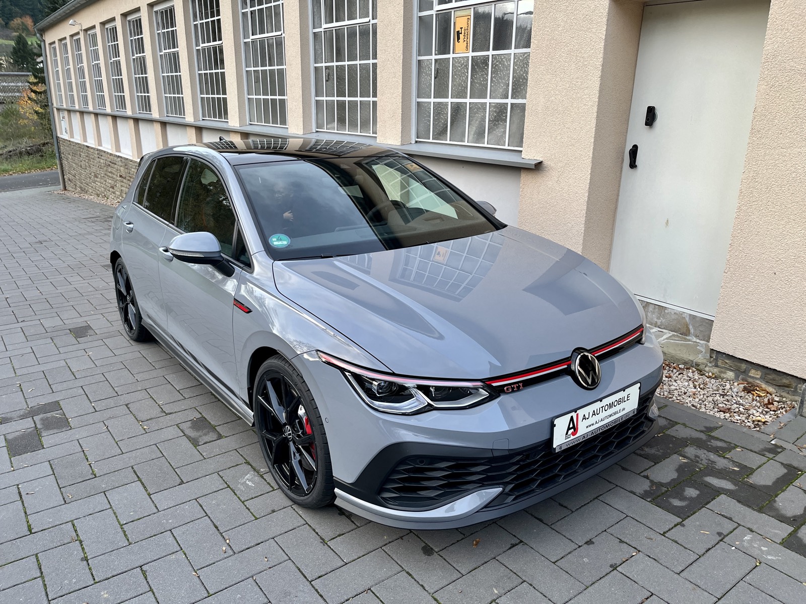 Verkauftes Fahrzeug, Bild 155 von 477, vergrößert