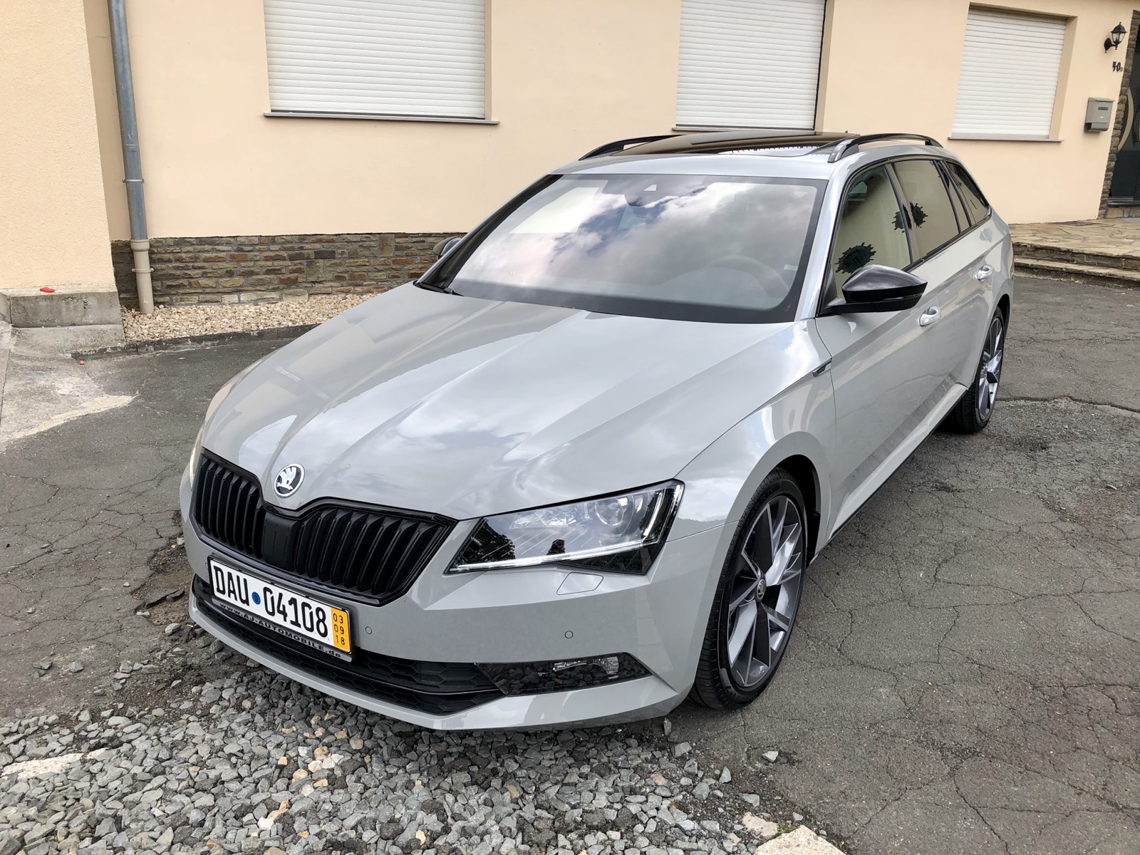 Verkauftes Fahrzeug, Bild 455 von 477, vergrößert