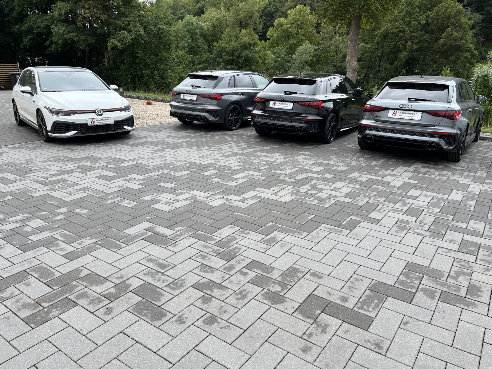 Verkauftes Fahrzeug, Bild 174 von 477, vergrößert