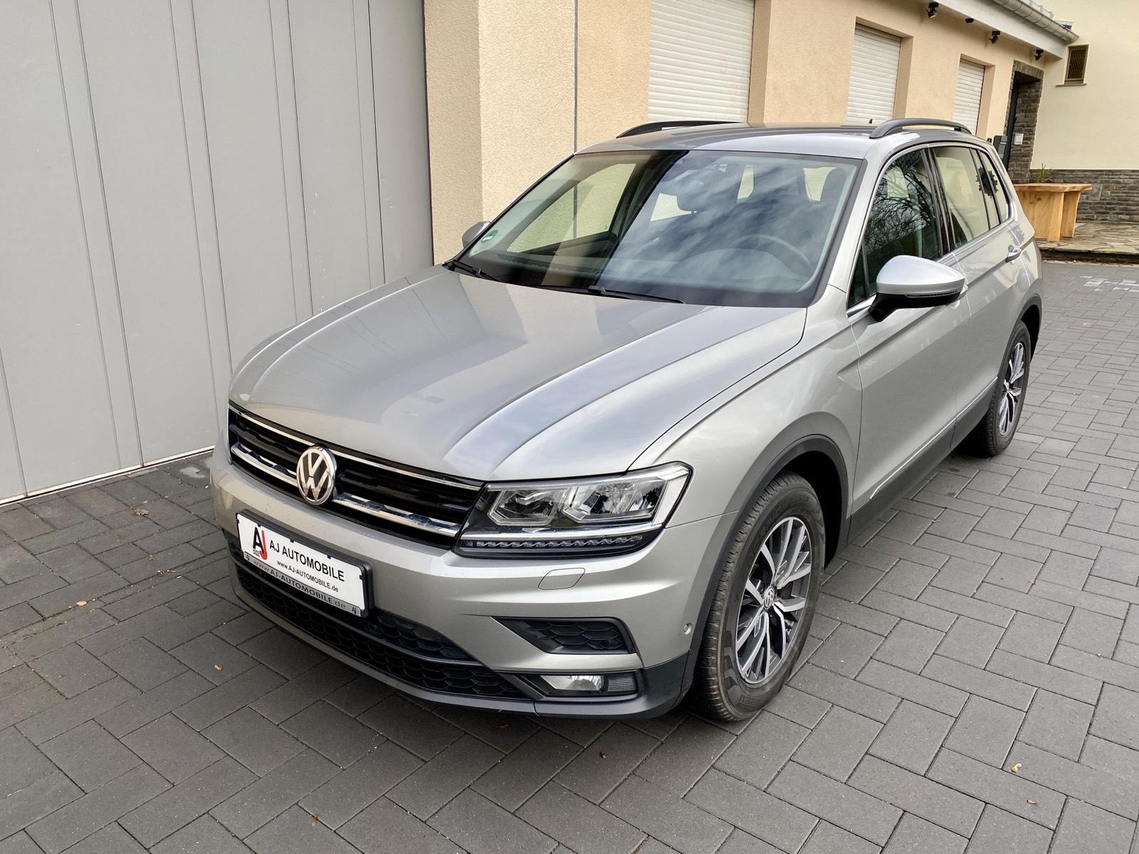 Verkauftes Fahrzeug, Bild 310 von 477, vergrößert