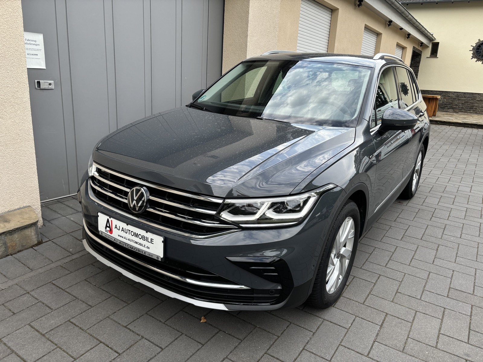 Verkauftes Fahrzeug, Bild 105 von 477, vergrößert