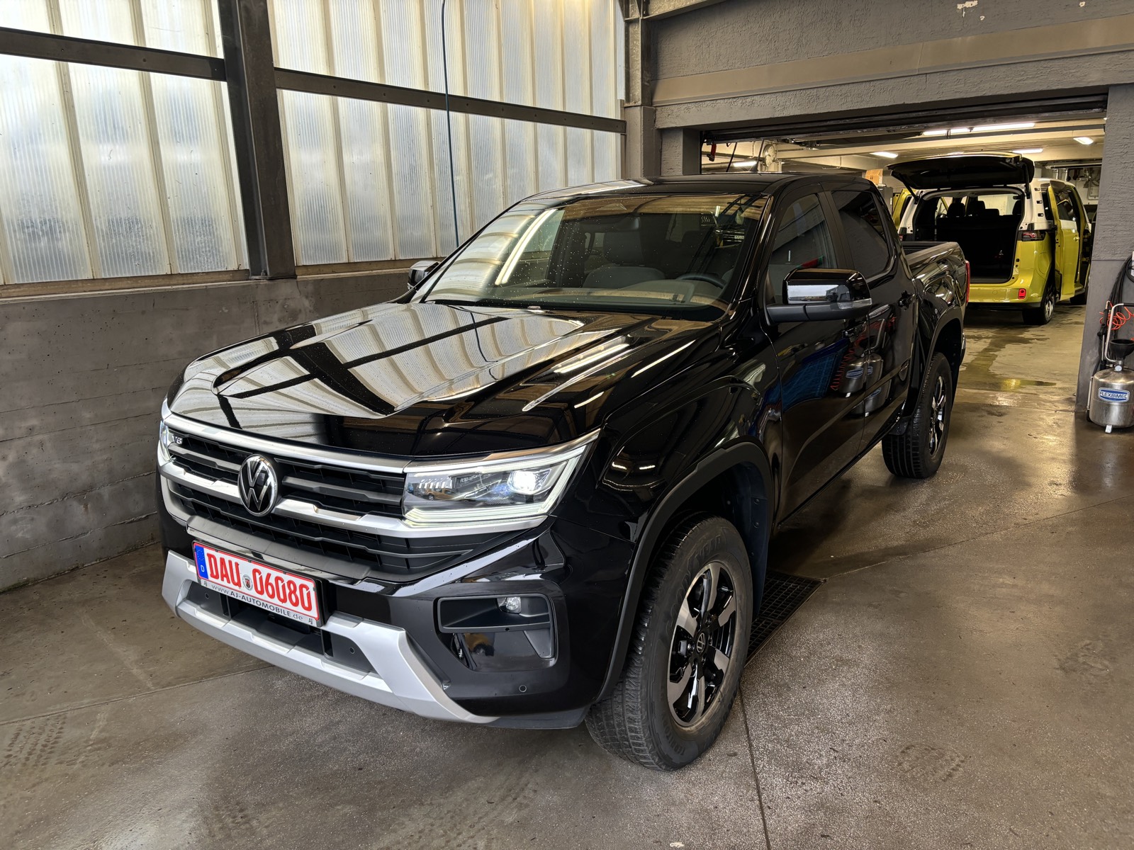 Verkauftes Fahrzeug, Bild 117 von 477, vergrößert