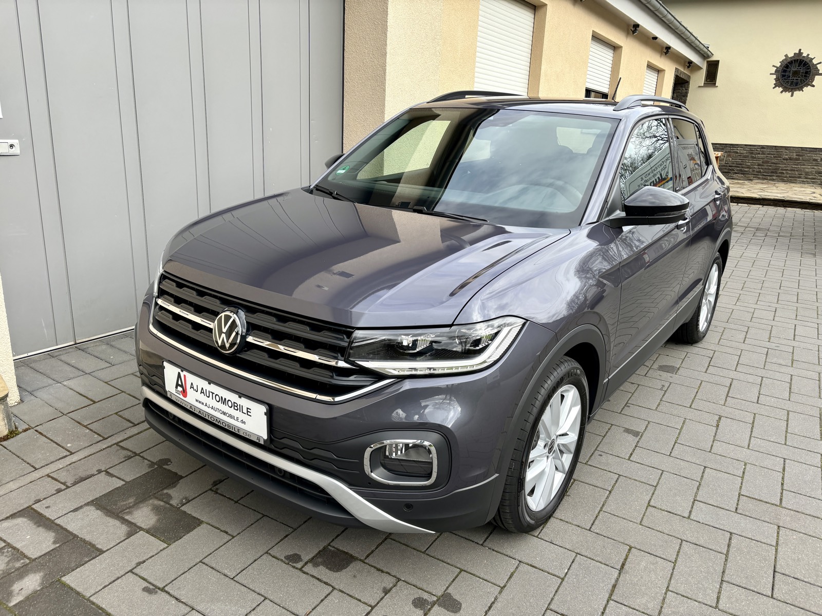 Verkauftes Fahrzeug, Bild 129 von 477, vergrößert