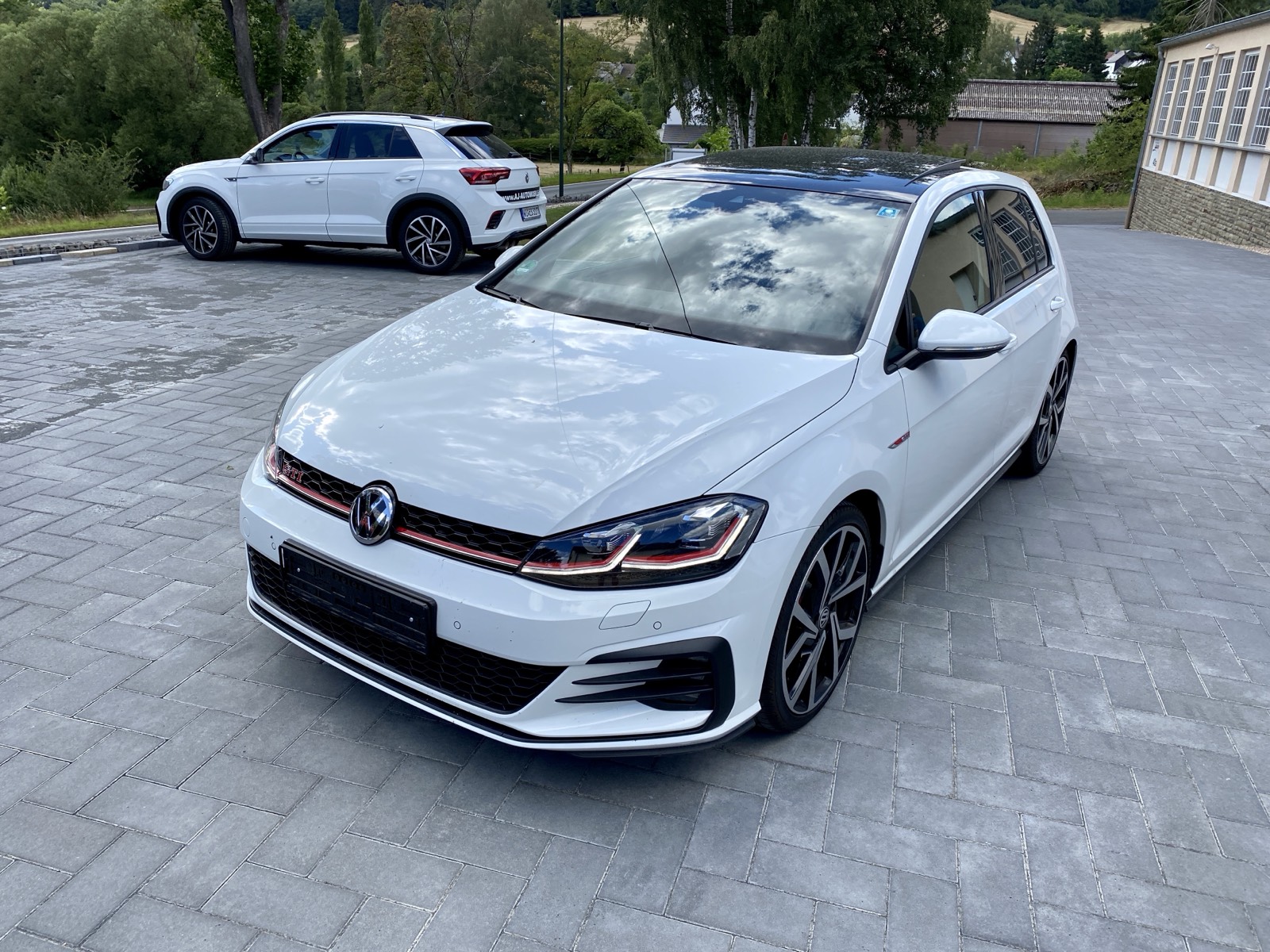 Verkauftes Fahrzeug, Bild 348 von 477, vergrößert