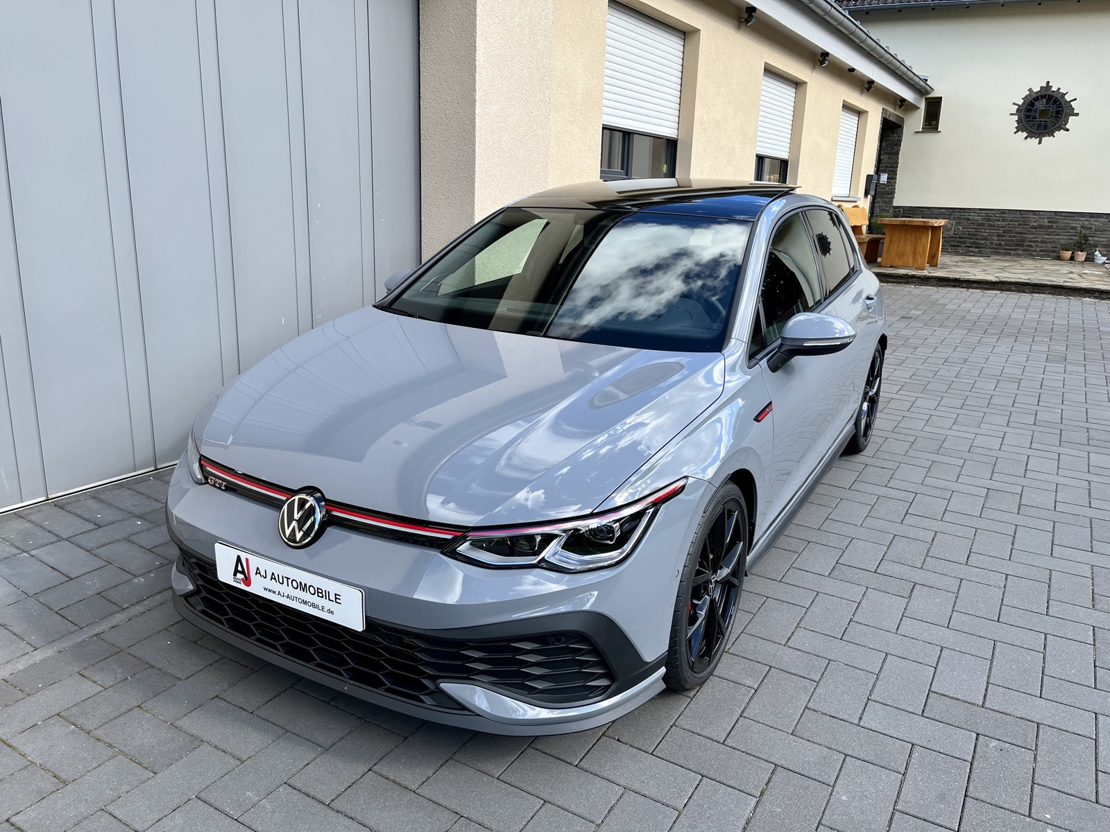 Verkauftes Fahrzeug, Bild 162 von 477, vergrößert