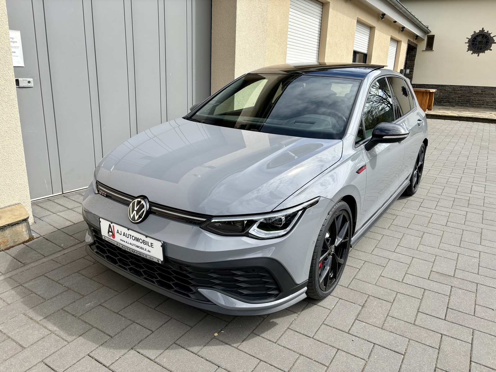 Verkauftes Fahrzeug, Bild 127 von 477, vergrößert