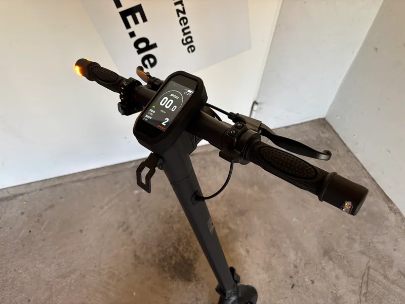 VMAX VX2 GEAR E-Scooter Reifen Detailansicht